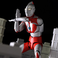 Special site [SHFiguarts staff blog] Over 50 years-I've come! Our "SHFiguarts Ultraman" review!