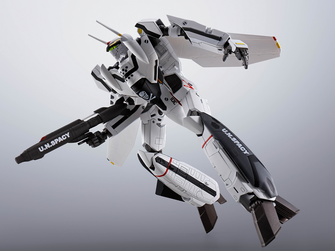 MACROSS ZERO Figure HI-METAL R (Roy Focker Machine)