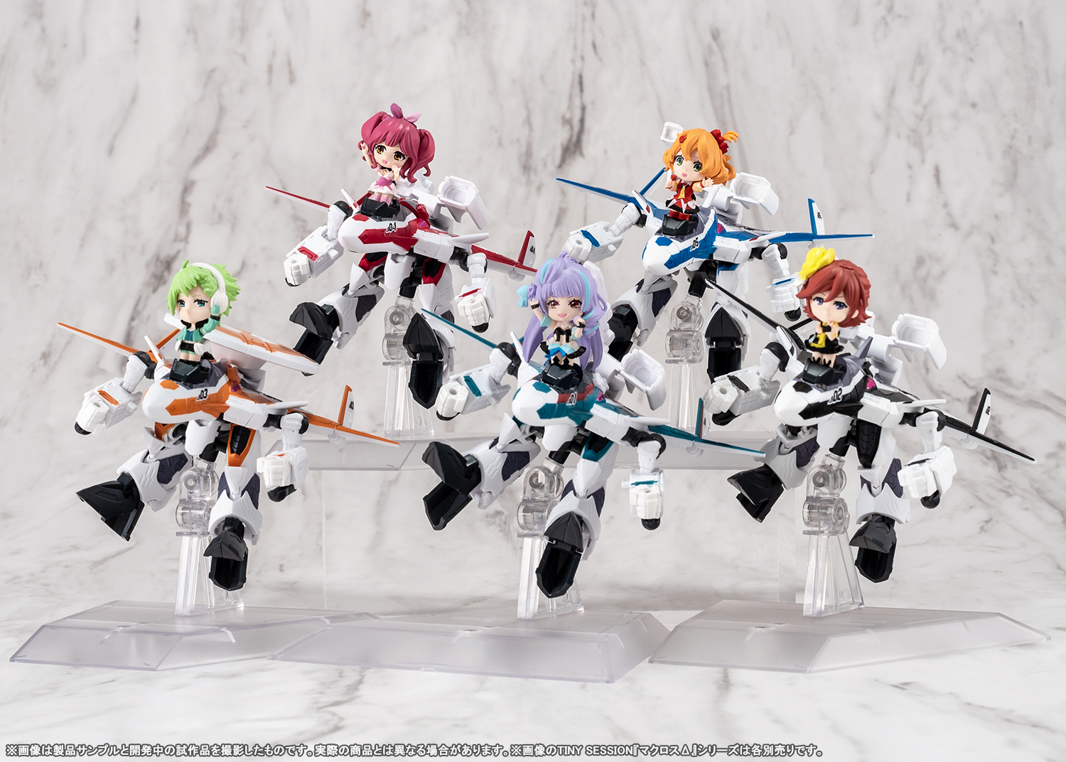 TINY SESSION "MACROSS Delta" series images